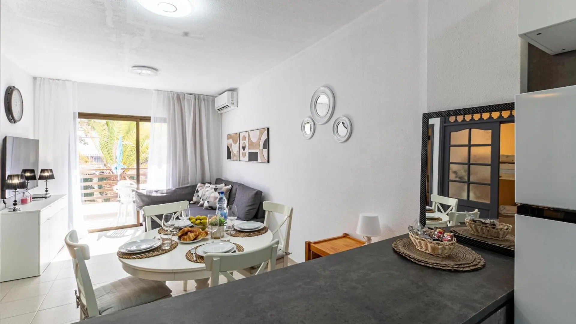 Beachside Apartment By Dream Homes Tenerife プエルト・デ・サンティアゴ