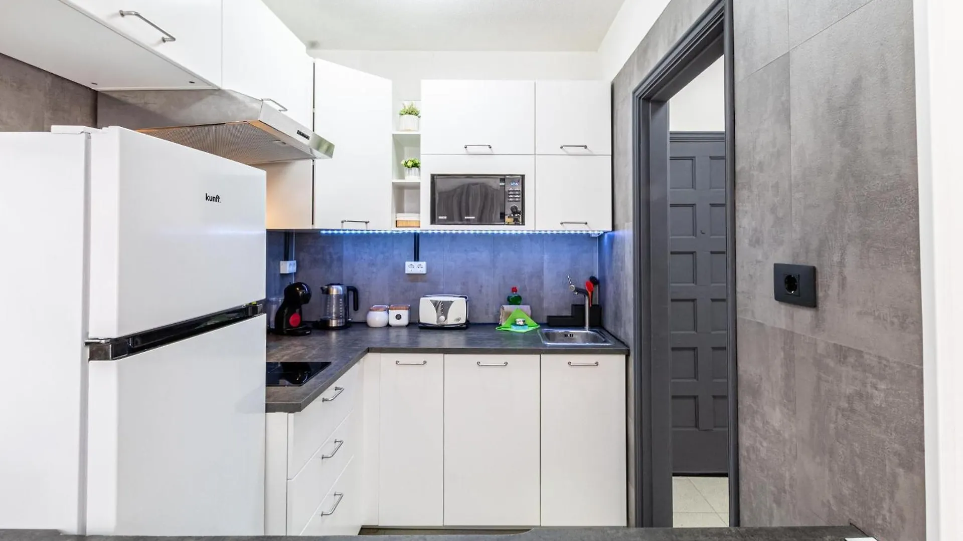 Beachside Apartment By Dream Homes Tenerife Puerto de Santiago