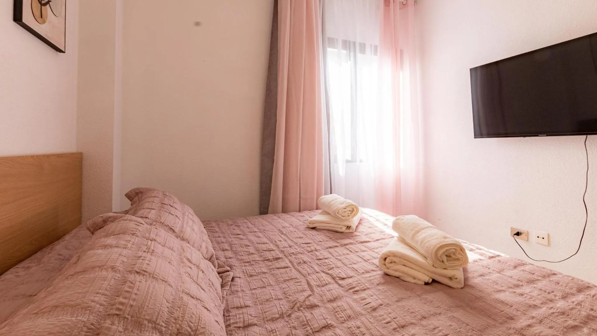 Beachside Apartment By Dream Homes Tenerife Puerto de Santiago  Puerto de Santiago (Tenerife)